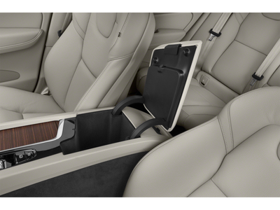 2021 Volvo XC60 Momentum