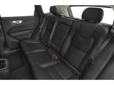 2022 Volvo XC60 Momentum